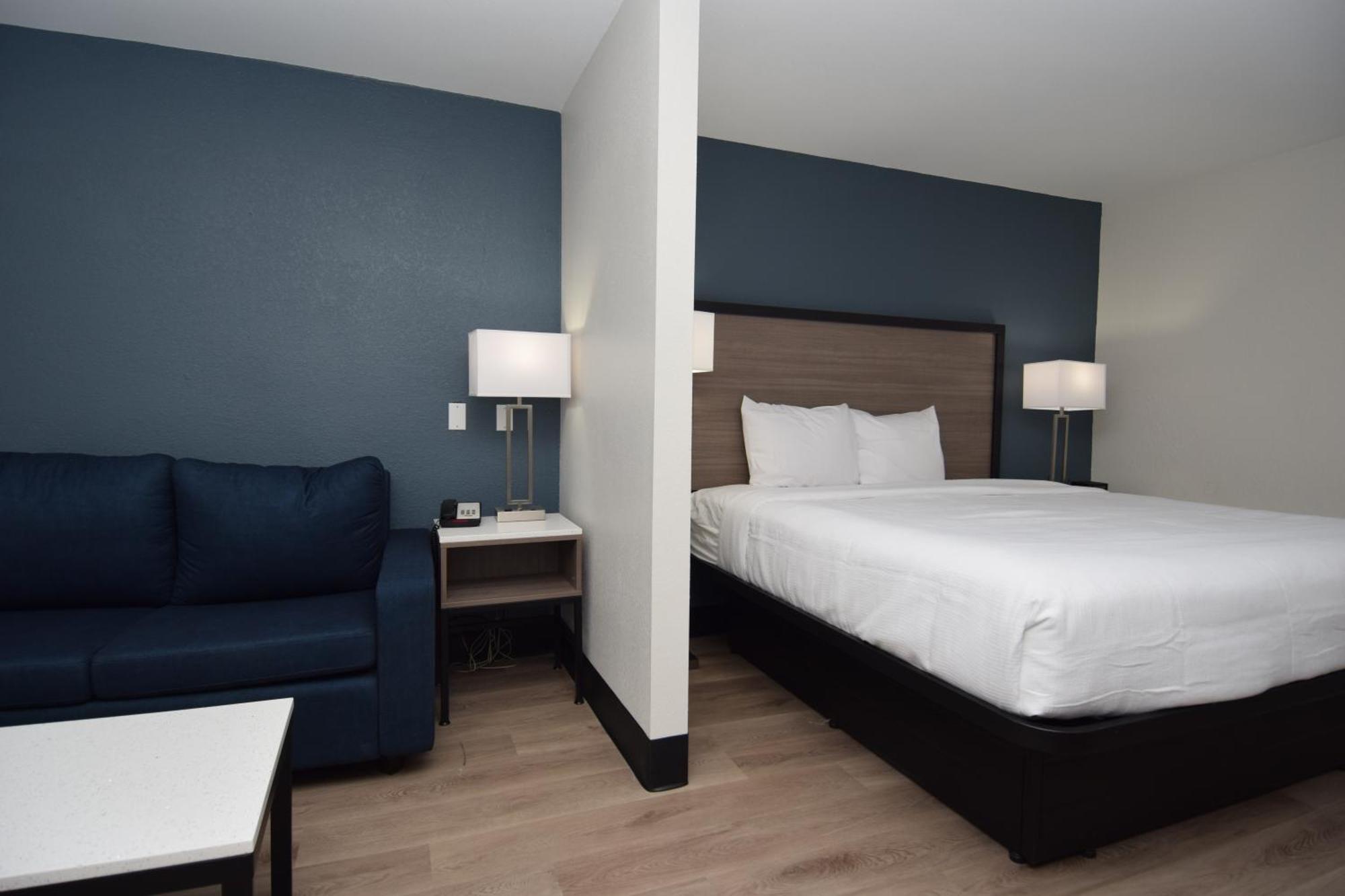 Baymont By Wyndham Batavia - Darien Lake Exterior photo